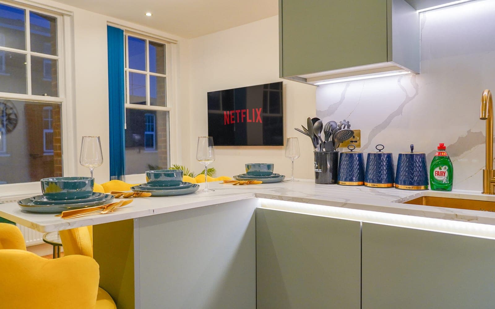 The one-bedroom apartment at Barnard Mews, London