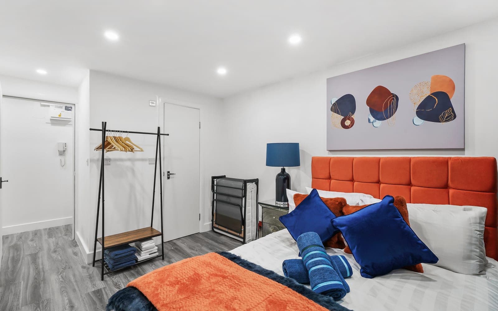 The apartment at Great Western Road, London