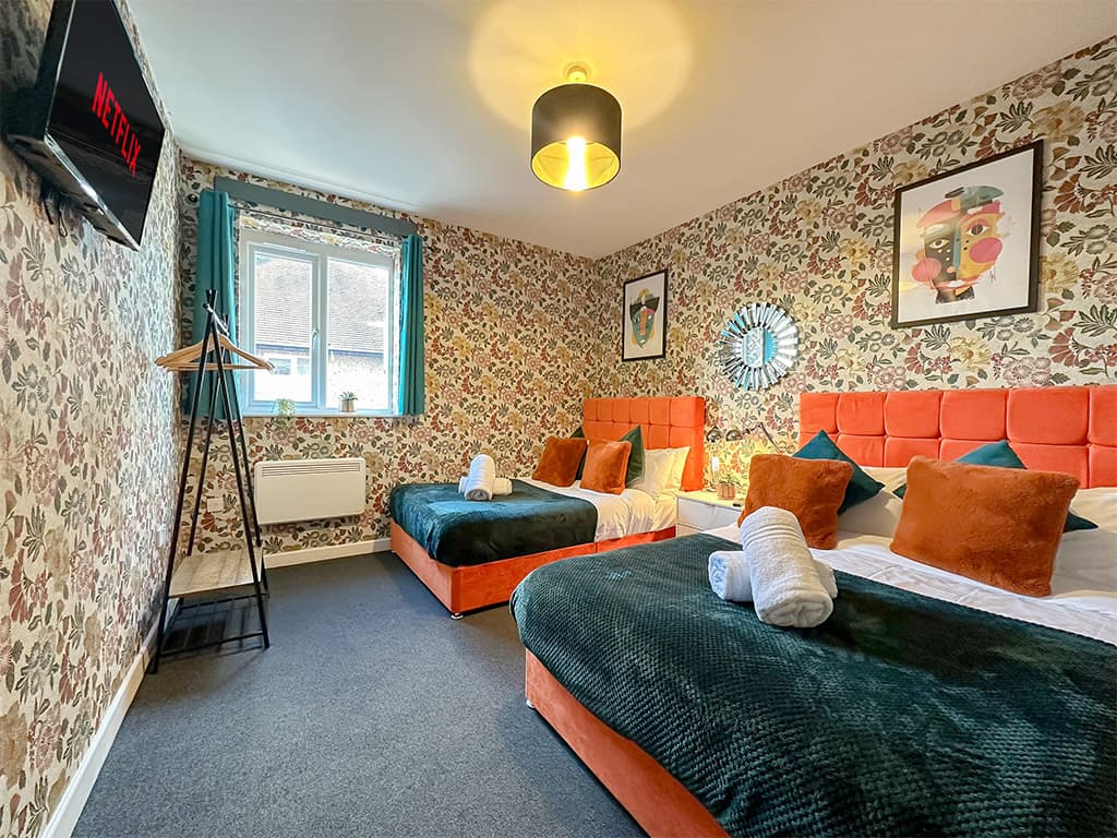 Central Stylish One Bedroom Unit