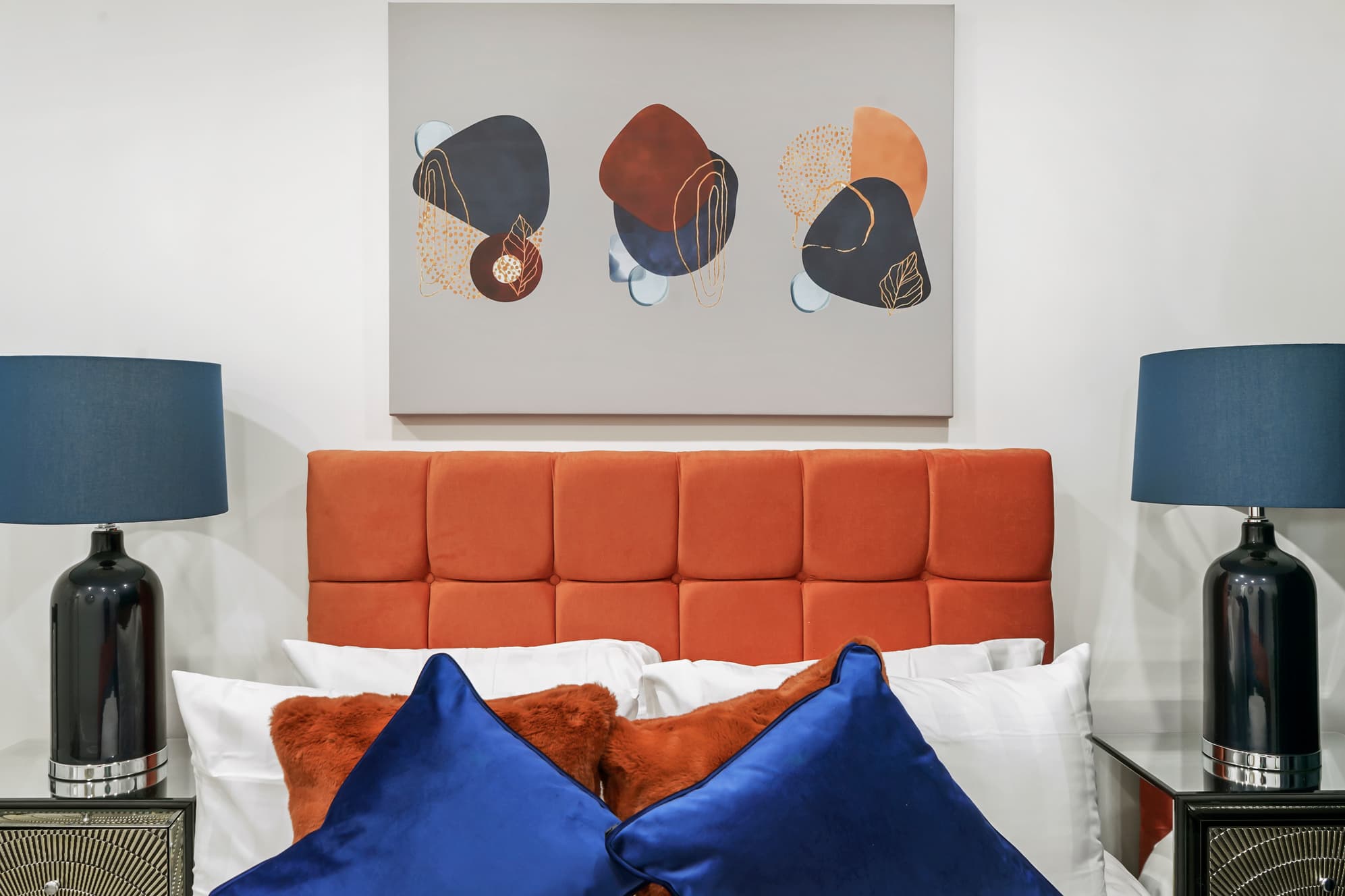 Modern Stylish Apartment in London
