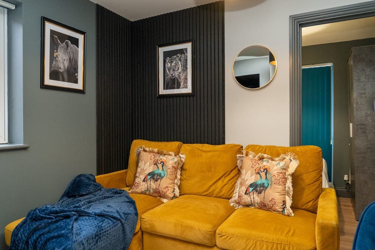 Living area with a wall-mounted television